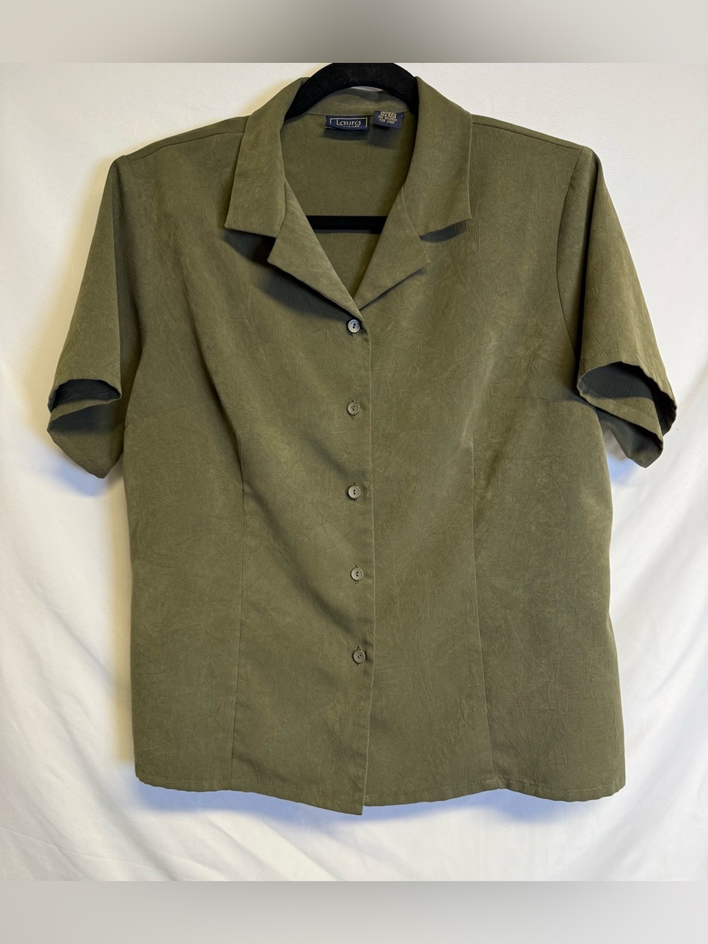 Laura Scott Olive Short-Sleeve Button-Down Shirt